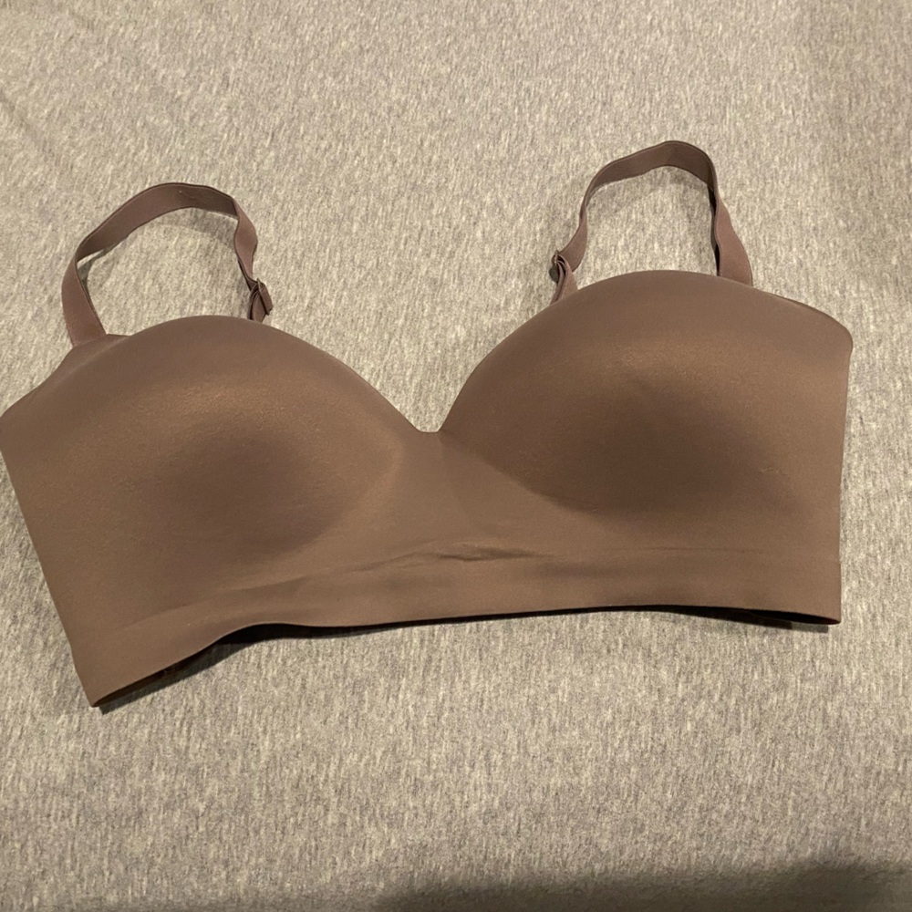 Soma Enbliss wireless bra. 38DD.